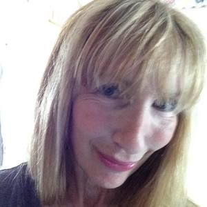 Meet your Posher, Brenda